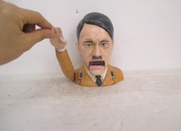 Hitler nut cracker